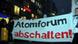 Atomkraftgegner demonstrieren am 8.2.2007 gegen Atomkraft vor dem Tagungsort des Deutschen Atomforums (e.V.) (Foto: Christoph J. Heuer) Atomkraftgegner demonstrieren am 8.2.2007 gegen Atomkraft vor dem Tagungsort des Deutschen Atomforums (e.V.) (Foto: Christoph J. Heuer)