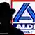 Schattenumriss eines Mannes vor dem Aldi-Logo