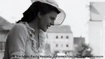 Paula Wessely als Sophie von Angerspang in dem Film Späte Liebe (1943)