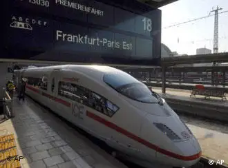 德国新型高铁火车头：方向巴黎