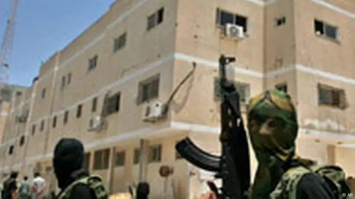 Palästinenser Gaza Bürgerkrieg Hamas nimmt Fatah Gebäude ein