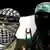 Symbolbild Anhänger von Fatah (l.) und Hamas (r.) (Quelle: DW)