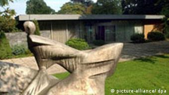 Deutschland Bonn Kanzlerbungalow wird wieder hergerichtet
