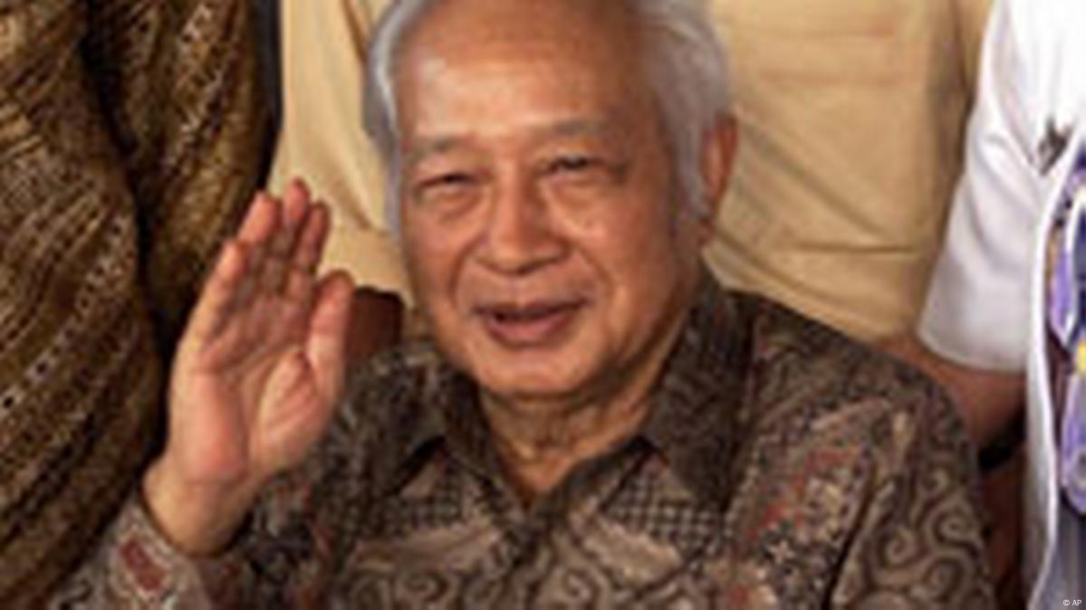 Former Indonesian President Charged With Graft – DW – 07/09/2007