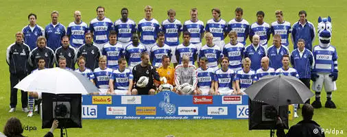 Bundesliga 2007 - Mannschaftsfoto MSV Duisburg - Großbild