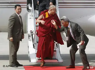 达赖喇嘛抵达汉堡