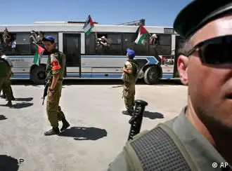 以色列释放了250多名巴勒斯坦人