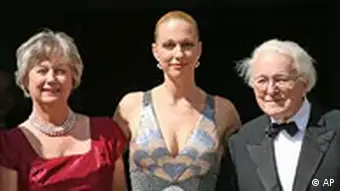 Wolfgang, Katharina und Gudrun Wagner bei Eröffnung der Wagner-Festspiele