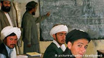 دانش‌آموزان افغان در مدرسه آلمانی در کابل