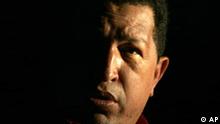 Chávez 'protagoniza' elecciones legislativas con su popularidad en picada