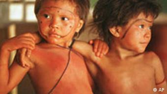 Yanomami Indianer Amazonas Kinder
