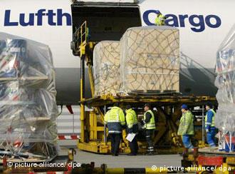 Lufthansa air cargo plane