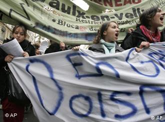 Οι γάλλοι φοιτητές πάντα στην πρώτη γραμμη - εδώ σε διαδήλωση από τον περασμένο Νοέμβριο