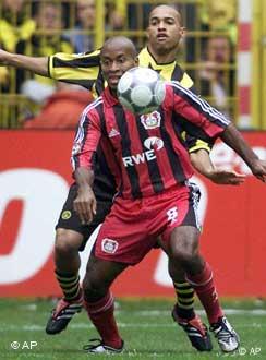 Ze Roberto Fora Da Selecao Rumo Ao Bayern De Munique Siga A Cobertura Dos Principais Eventos Esportivos Mundiais Dw 15 05 2002