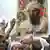 Talibanske pristalice sa slikom Osame bin Ladena