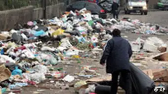 Italien Neapel Müllberge