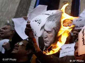 埃及民众举行反布什抗议游行