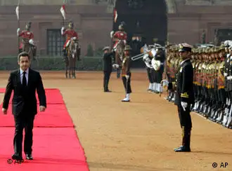 法国总统出访印度