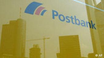 Bank Merger Speculation Abounds As Market Pressure Continues Business Economy And Finance News From A German Perspective Dw 24 07 08