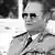 Tito u uniformi, s naočalima za sunce