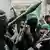Bewaffnete und maskierte Hamas-Kämpfer (Foto: AP)
