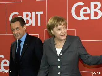 德国总理默克尔和法国总统萨科齐在CEBIT开幕式上