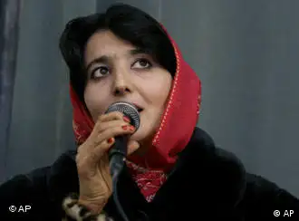 Träumen von der großen Karriere: Afghan Star-Teilnehmerin Lima Sahar in der populären Show von Tolo TV in Kabul