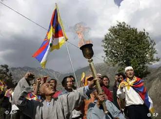 藏民在达兰萨拉举行呼吁西藏独立游行