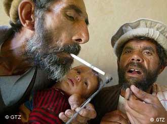 Mehr Hilfe Fur Drogenabhangige In Afghanistan Notig Kultur Dw 28 03 08