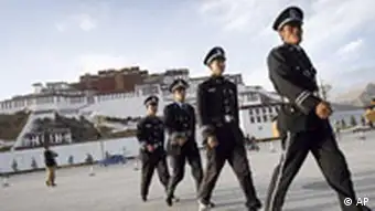 China Tibet Soldaten in Lhasa