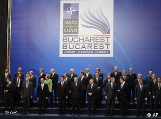 Bilans szczytu NATO w Bukareszcie – DW – 04.04.2008