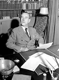 1942年10月30日托马斯.曼在美国洛杉矶