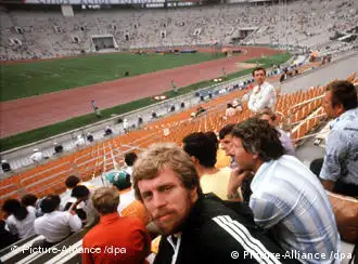 因抗议苏联入侵阿富汗，德国抵制1980年在莫斯科举行的奥运会。德国著名田径选手Guido Kratschmer也因此无缘比赛。