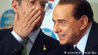 Wahlsieger Berlusconi berät mit sich mit Lega Nord Chef Umberto Bossi