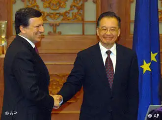 欧盟委员会主席巴罗佐与中国总理温家宝
