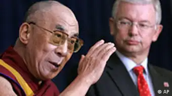 Dalai Lama and Hesse Premier Roland Koch