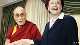Deutschland China Tibet Dalai Lama bei Heidemarie Wieczorek-Zeul in Berlin