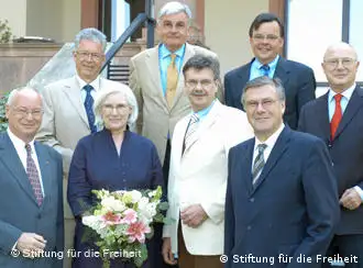 أعضاء مجلس الإدارة لمؤسسة فريدريش ناومان للحرية التابعة للحزب الليبرالي الألماني والتي تعمل على تقوية الليبرالية في العالم العربي