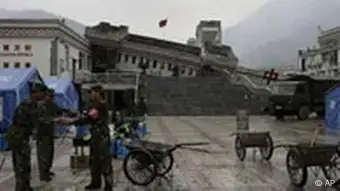 Eingestürzte Schule nach Edbeben in China Sichuan