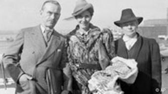 Thomas Mann mit Tochter und Frau