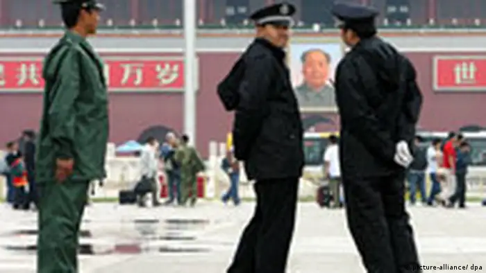 BdT Peking Platz des Himmlischen Friedens vor Jahrestag