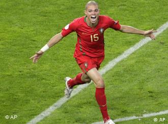 Pepe Gets Portugal Off To Winning Start Sports German Football And Major International Sports News Dw 08 06 2008