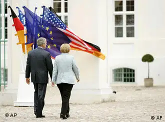 布什对德国进行告别访问