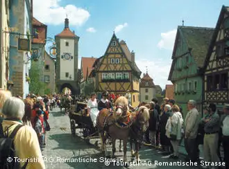 保存完整的中世纪小城罗腾堡