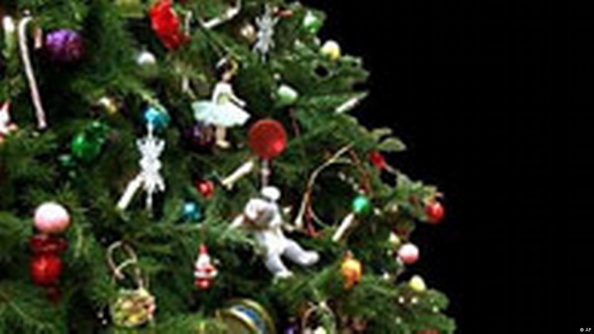 A polêmica da árvore de Natal – DW – 23/12/2003