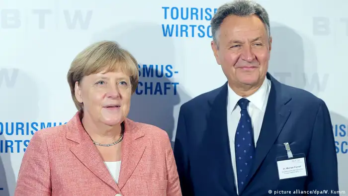 Deutschland Angela Merkel und Michael Frenzel auf dem Tourismusgipfel