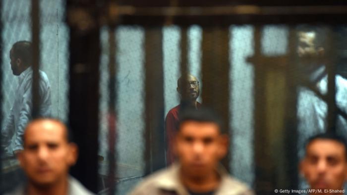 Ägypten Symbolbild Gefängnis (Getty Images/AFP/M. El-Shahed)