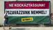Надпись на плакате "Не стоит рисковать! Голосуй против!" Надпись на плакате "Не стоит рисковать! Голосуй против!"