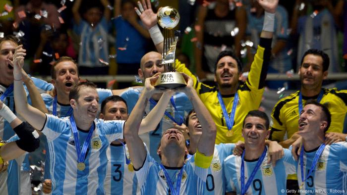 Kolumbien FIFA Futsal Finale in Cali - Argentinien vs. Russland (Getty Images/AFP/L. Roboya)