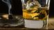 Symbolbild Whiskey und Zigarre Symbolbild Whiskey und Zigarre